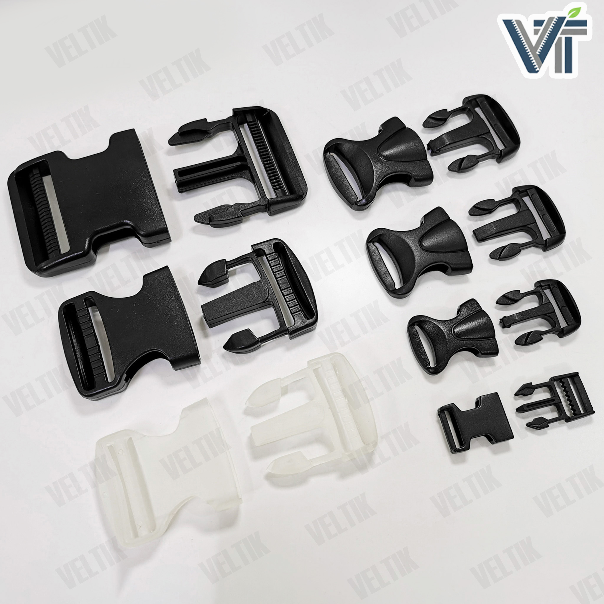 Plastic / Metal Buckles Thumbnail 2